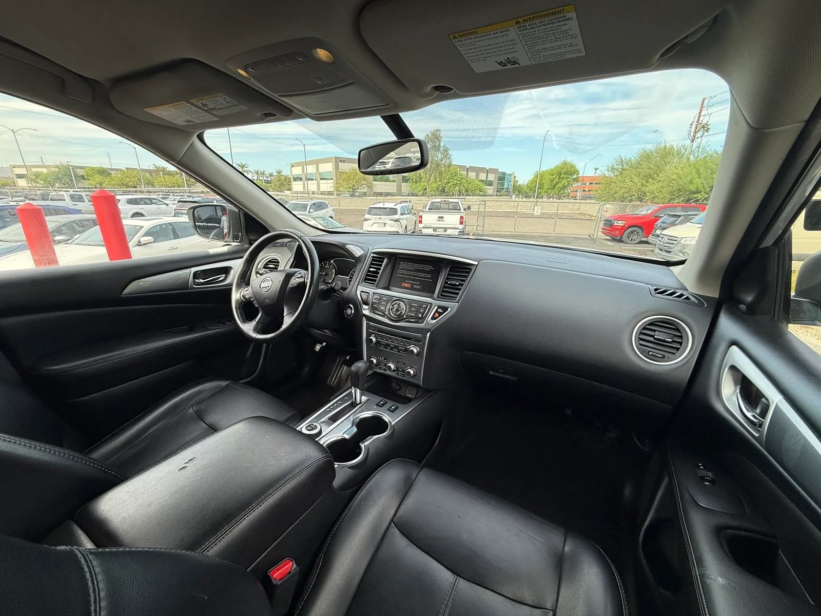 Used 2019 Nissan Pathfinder SL AWD/4WD image 14