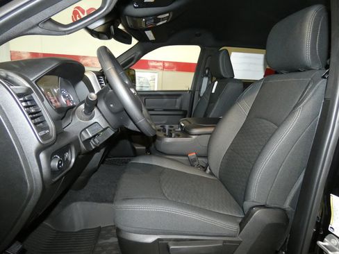 Used 2025 RAM 2500 Tradesman AWD/4WD image 11