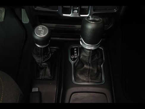 Used 2025 Jeep Wrangler Unlimited Sport AWD/4WD image 10