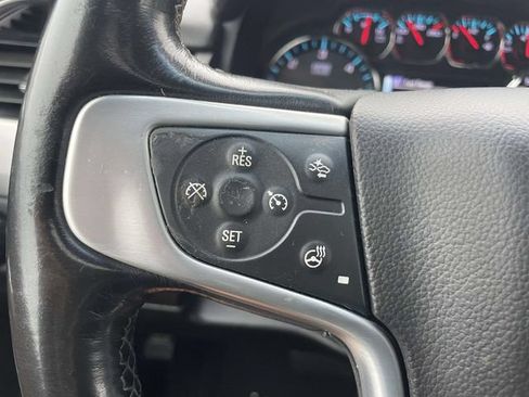 Used 2019 GMC Yukon XL SLT w/ Open Road Package AWD/4WD image 22