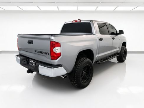Used 2021 Toyota Tundra SR5 AWD/4WD image 4