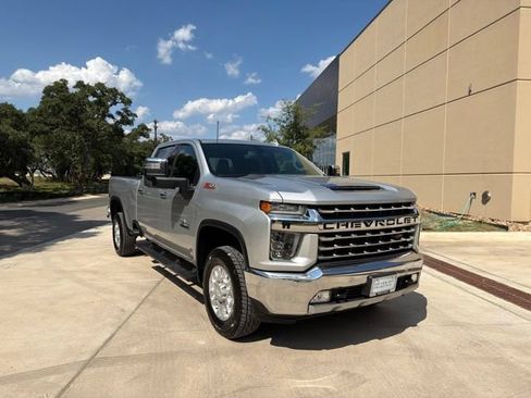 Used 2020 Chevrolet Silverado 2500 LTZ w/ LTZ Texas Edition AWD/4WD image 6