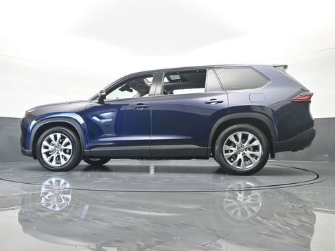 Used 2025 Toyota Grand Highlander AWD Hybrid image 63