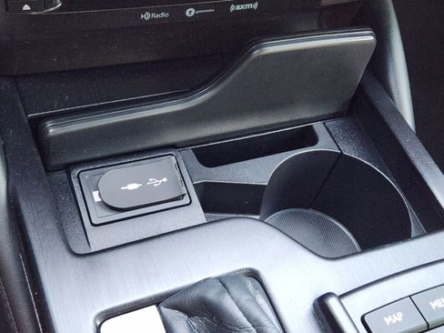 Used 2019 Lexus ES 350 w/ Premium Package FWD image 16
