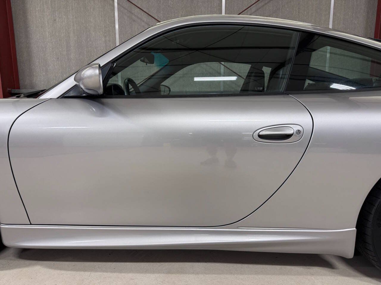 Used 2004 Porsche 911 40th Anniversary RWD image 24