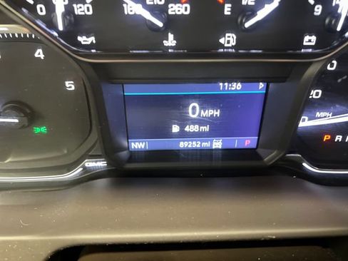 Used 2022 GMC Sierra 3500 SLT w/ SLT Convenience Package image 14