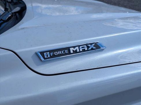 New 2025 Toyota Tundra Platinum image 6