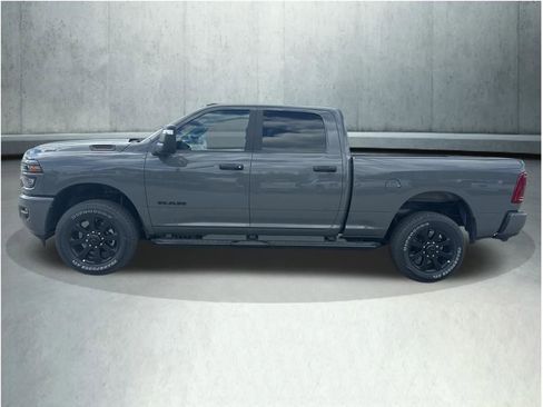 New 2026 RAM 2500 Big Horn AWD/4WD image 2