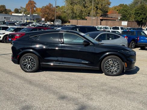 Used 2024 Ford Mustang Mach-E Premium image 2