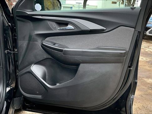 Used 2022 Chevrolet TrailBlazer LT w/ Driver Confidence Package image 27