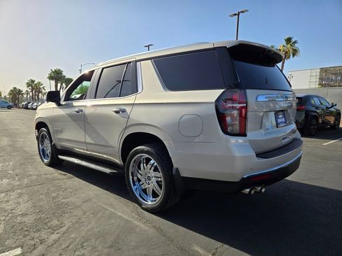 Used 2021 Chevrolet Tahoe Premier w/ Premium Package AWD/4WD image 4