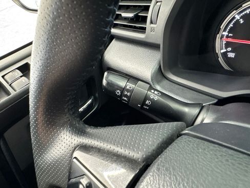 Used 2020 Toyota 4Runner TRD Off-Road AWD/4WD image 21