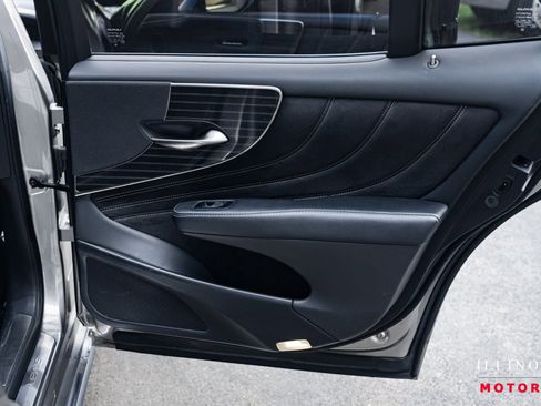 Used 2018 Lexus LS 500 AWD image 31