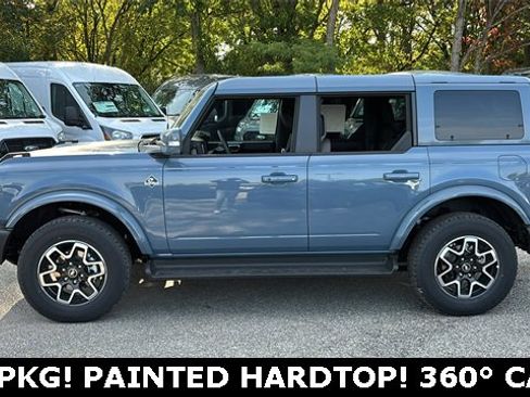 New 2025 Ford Bronco Outer Banks image 3