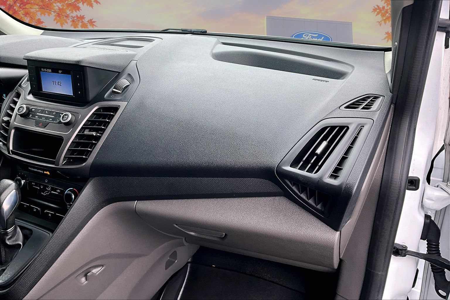 Used 2020 Ford Transit Connect XL FWD image 24