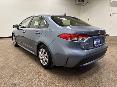 Used 2020 Toyota Corolla LE w/ Carpet Mat Package (TMS) FWD image 3