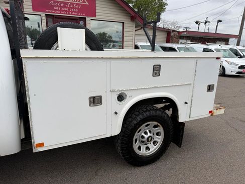 Used 2011 Chevrolet Silverado 2500 W/T AWD/4WD image 20