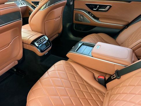 Used 2023 Mercedes-Benz S 580e 4MATIC Sedan image 25