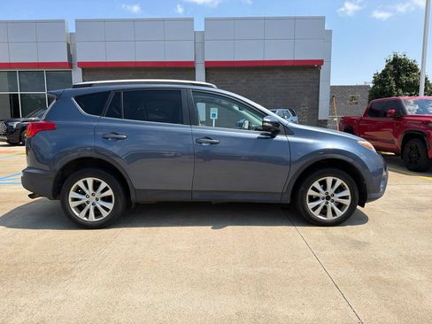Used 2013 Toyota RAV4 Limited AWD/4WD image 3