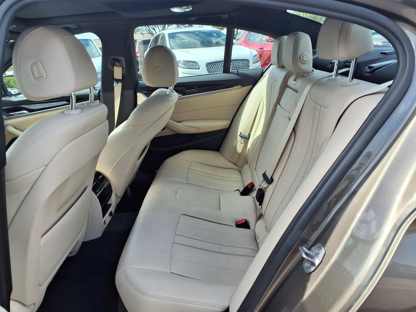 Used 2019 BMW 540i w/ Convenience Package RWD image 19