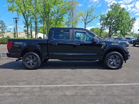 Used 2025 Ford F150 STX w/ Equipment Group 200A AWD/4WD image 8