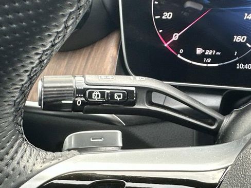 Certified 2025 Mercedes-Benz GLC 300 4MATIC image 24