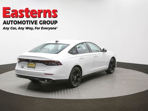 Used 2025 Honda Accord SE image 40