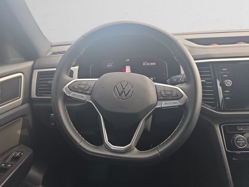 Used 2023 Volkswagen Atlas Cross Sport SE AWD/4WD image 13