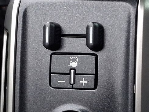 Used 2018 Chevrolet Silverado 2500 LTZ w/ Duramax Plus Package image 23