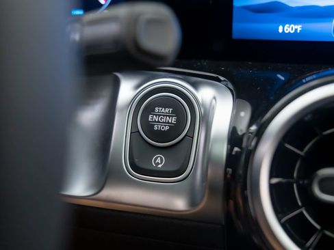 New 2026 Mercedes-Benz GLB 250 4MATIC image 20