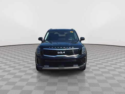 Used 2022 Kia Telluride SX w/ SX Prestige Package AWD/4WD image 3