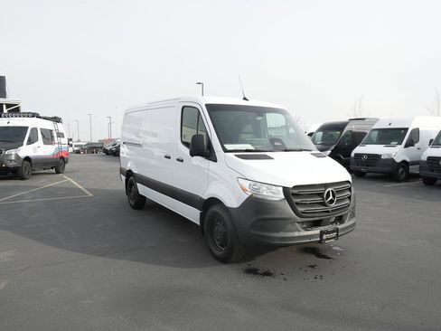 New 2025 Mercedes-Benz Sprinter 2500 image 3