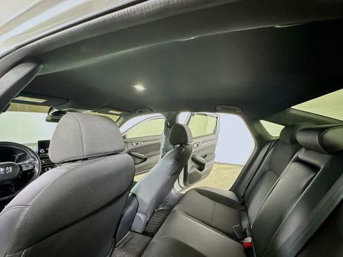 Used 2025 Honda Civic Sport image 12