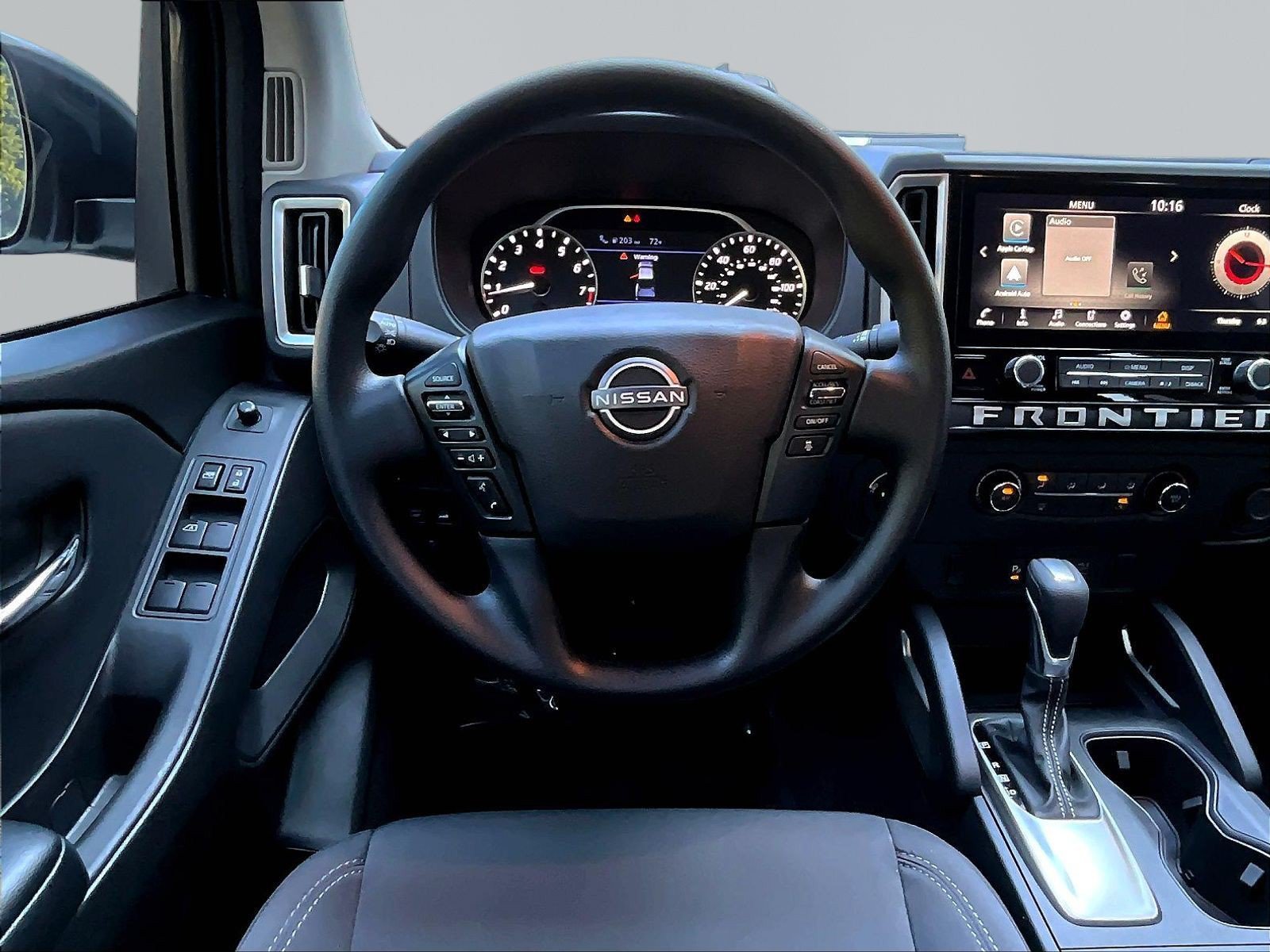 Used 2025 Nissan Frontier SV AWD/4WD image 9