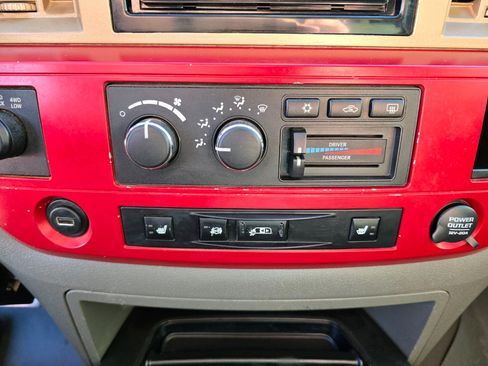 Used 2009 Dodge Ram 3500 Truck Laramie image 18