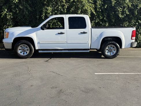 Used 2010 GMC Sierra 1500 SLE AWD/4WD image 5