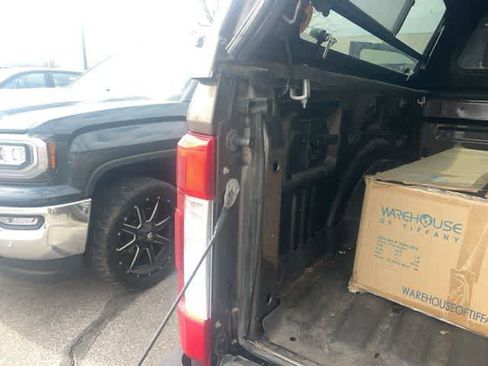 Used 2017 Ford F350 Lariat w/ Lariat Ultimate Package image 10