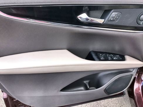 Used 2022 Lincoln Nautilus Reserve w/ Equipment Group 201A image 13