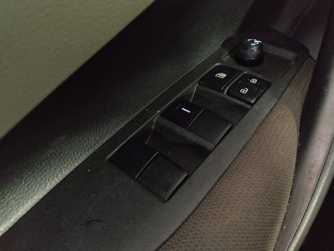 Used 2024 Toyota Corolla LE FWD image 27