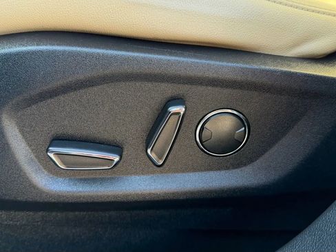 Used 2016 Ford Edge SEL w/ Equipment Group 201A image 29