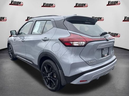 Used 2024 Nissan Kicks SR w/ SR Premium Package FWD image 7