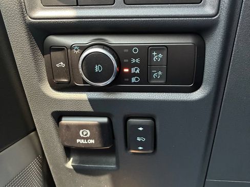 Used 2023 Ford F150 Platinum w/ Equipment Group 701A High AWD/4WD image 23