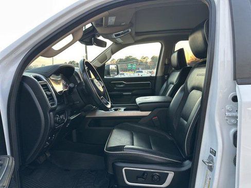 Certified 2021 RAM 1500 Laramie w/ Laramie Southwest Edition image 9