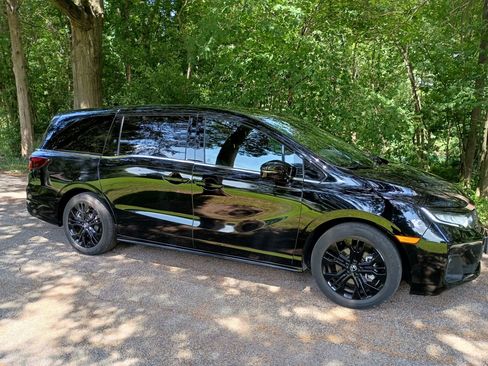 Used 2025 Honda Odyssey Sport-L image 7