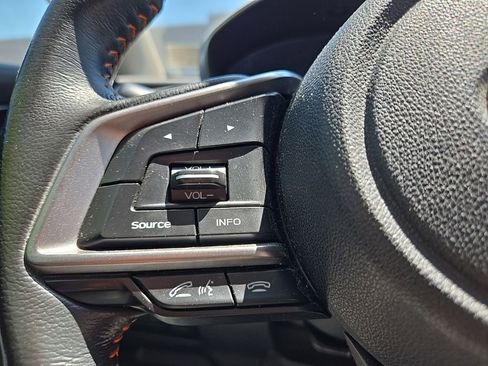 Used 2018 Subaru Crosstrek 2.0i Premium AWD/4WD image 12