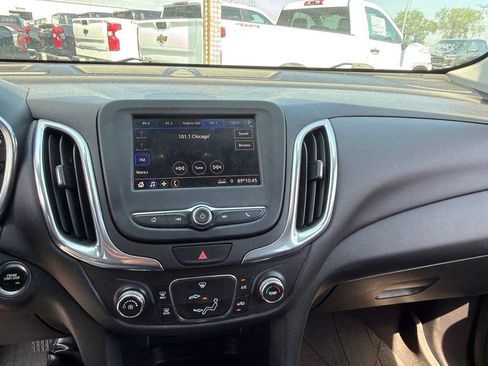 Used 2020 Chevrolet Equinox LT w/ LPO, Floor Liner Package FWD image 9