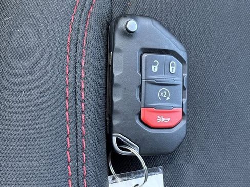 Used 2021 Jeep Wrangler Rubicon AWD/4WD image 43