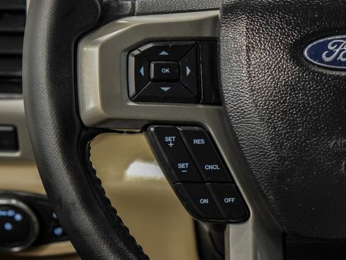 Used 2020 Ford F250 Lariat w/ Tremor Off-Road Package AWD/4WD image 16