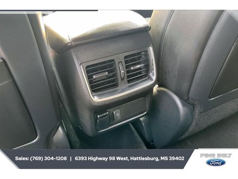 Used 2021 INFINITI QX50 Luxe w/ Appearance Package FWD image 25