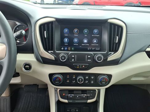 Used 2023 GMC Terrain Denali AWD/4WD image 8